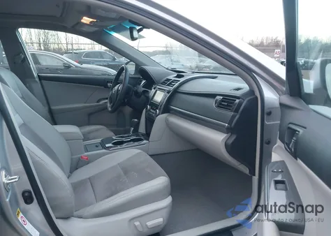 2012 Toyota Camry Hybrid Xle z USA, uszkodzony, nr VIN 4T1BD1FK8CU041190